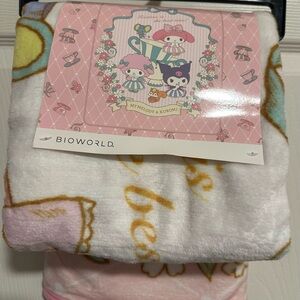 Bioworld Pink My Melody & Kuromi Plush Throw